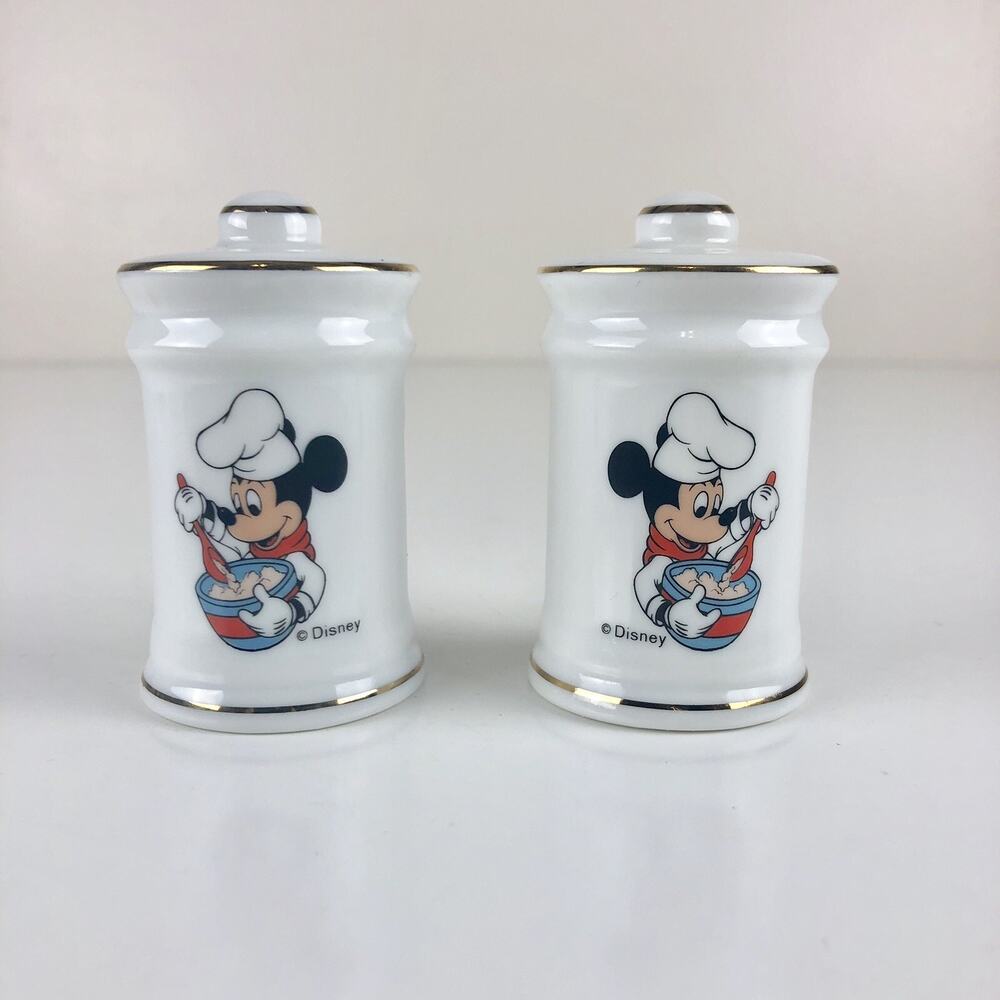 Mickey Mouse Salt and Pepper Shakers Disney